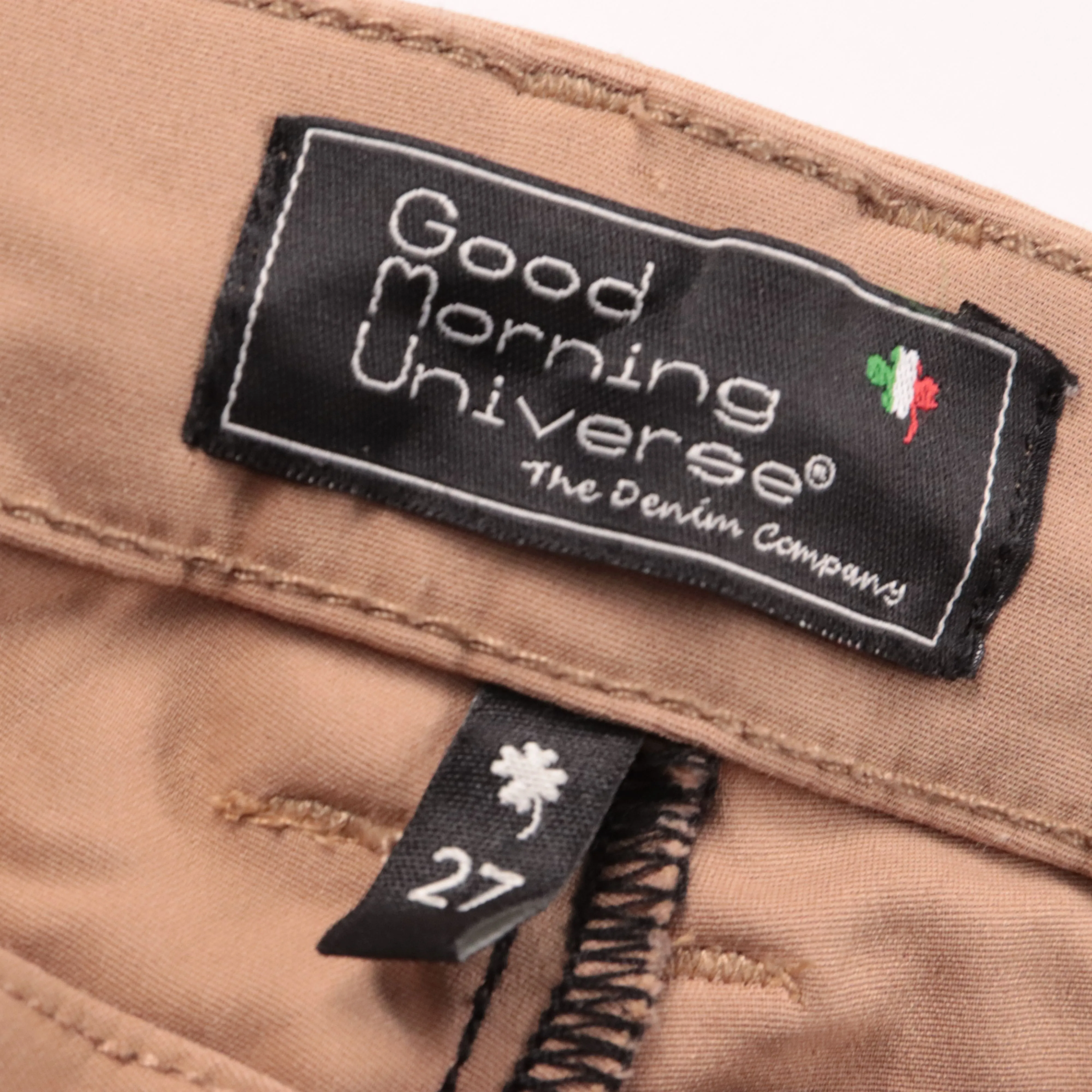 241230083-b